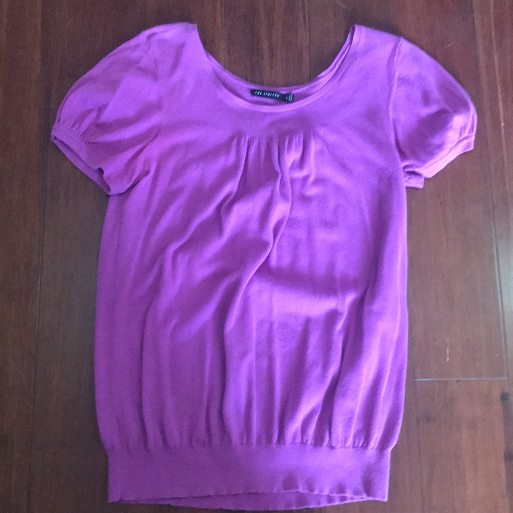 The Limited fuschia knit tee sz L